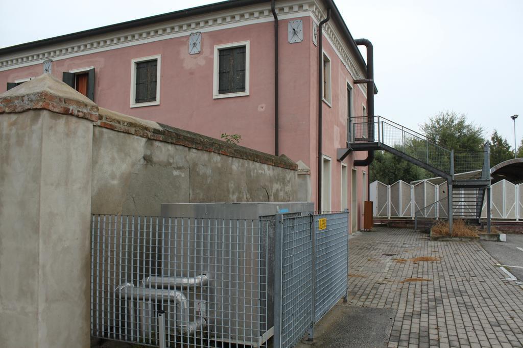 Villa Ferri Apartments Padova Eksteriør billede