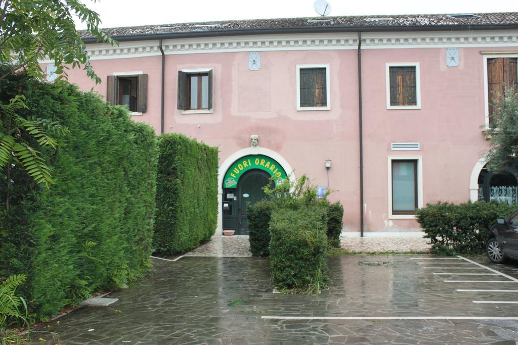 Villa Ferri Apartments Padova Eksteriør billede
